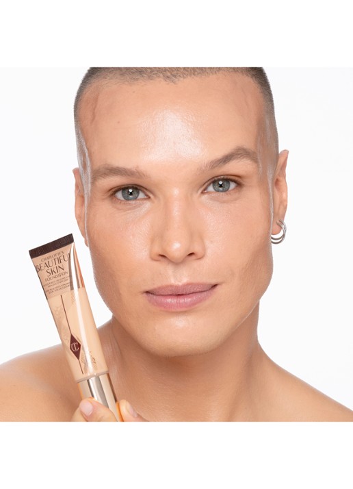 Charlotte Tilbury Beautiful Skin Foundation - vloeibare foundation - achterkant 6 cool
