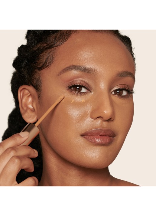 Charlotte Tilbury Beautiful Skin Radiant Concealer - vloeibare concealer - detail 3 13 deep