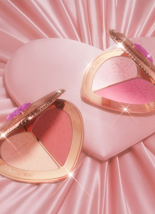 Charlotte Tilbury Beauty soulmates face palette - blush - detail 5 flawless pink