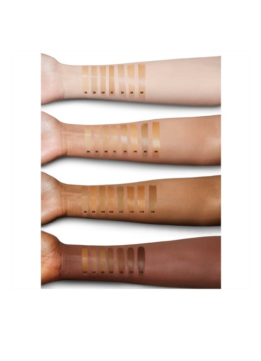 Charlotte Tilbury Charlotte's Beautiful Skin Foundation - detail 5 17 cool