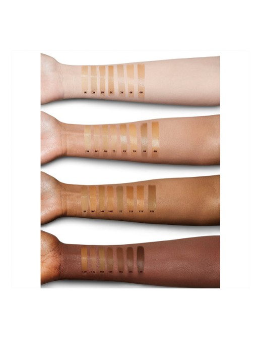 Charlotte Tilbury Charlotte's Beautiful Skin Foundation - detail 5 7 warm