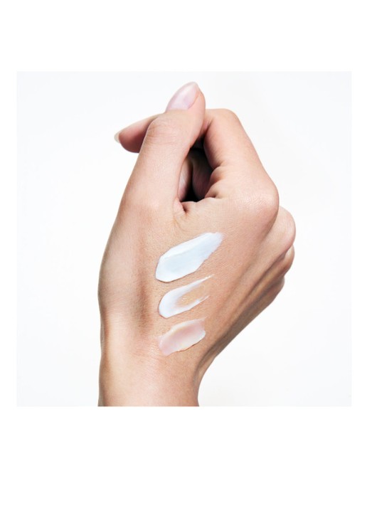 Charlotte Tilbury Charlotte's Magic Water Cream - hydraterende dagcrème - detail 3 undefined