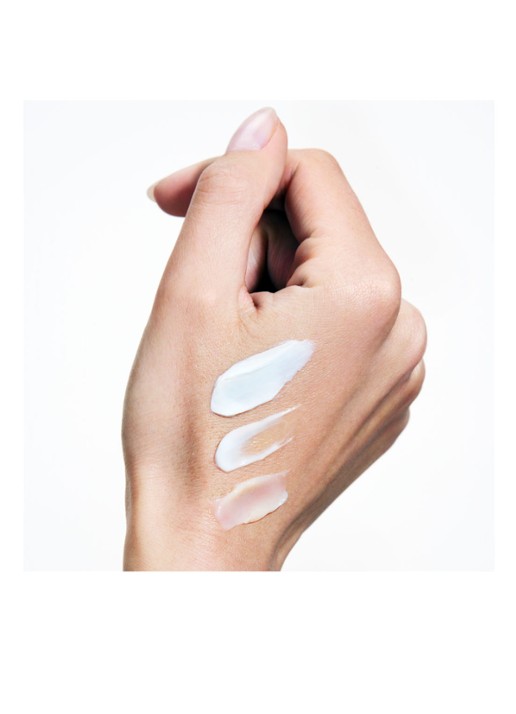 Charlotte Tilbury Charlotte's Magic Water Cream Refill - hydraterende dagcrème navulling - detail 3 undefined