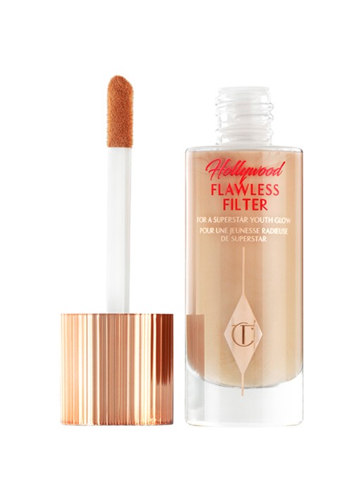 Charlotte Tilbury Hollywood Flawless Filter - primer, highlighter & corrector  - voorkant goud