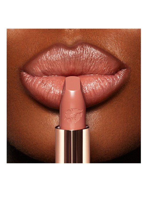 Charlotte Tilbury Hot Lips 2 - lipstick - detail 6 jk magic
