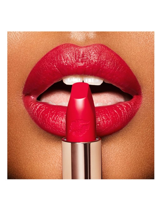 Charlotte Tilbury Hot Lips 2 - lipstick - detail 6 patsy red