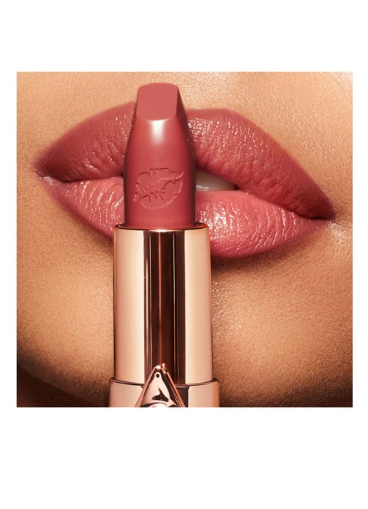 Charlotte Tilbury Hot Lips 2 - lipstick - detail 5 glowing jen