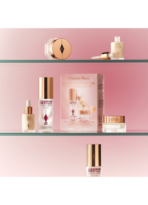 Charlotte Tilbury Immediate Skin Revival + Flawless Base Kit - travel size verzorgingsset  - detail 2 transparant