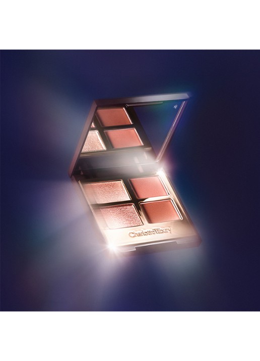 Charlotte Tilbury Jouw cadeau: Hyaluronic Happikiss & Dreams Luxury Palette - voorkant undefined