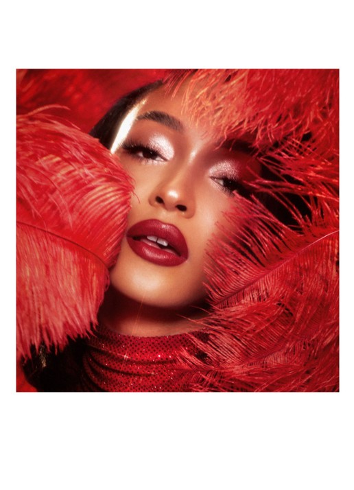 Charlotte Tilbury Matte Revolution - lipstick - detail 7 cinematic red