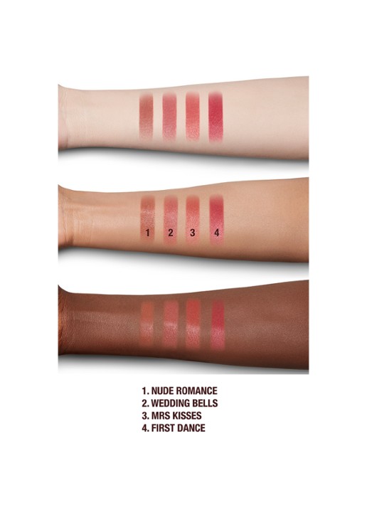 Charlotte Tilbury Matte Revolution - lipstick - detail 5 mrs kisses