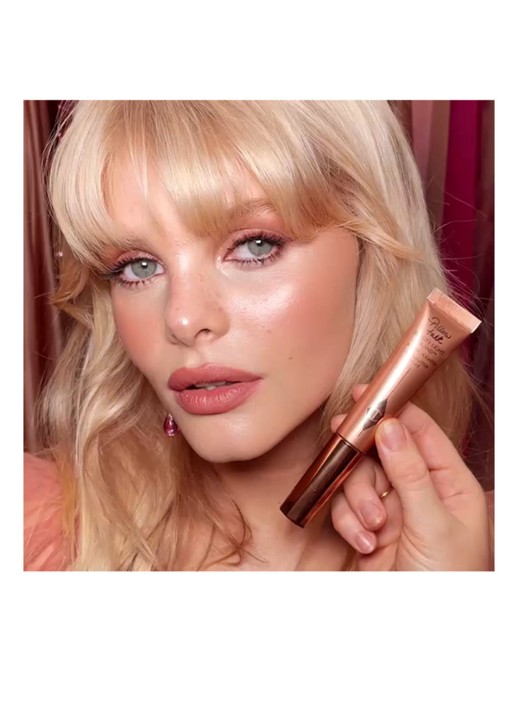 Charlotte Tilbury Pillow Talk Beauty Light Wand - Limited Edition vloeibare blush & highlighter - detail 5 light/medium