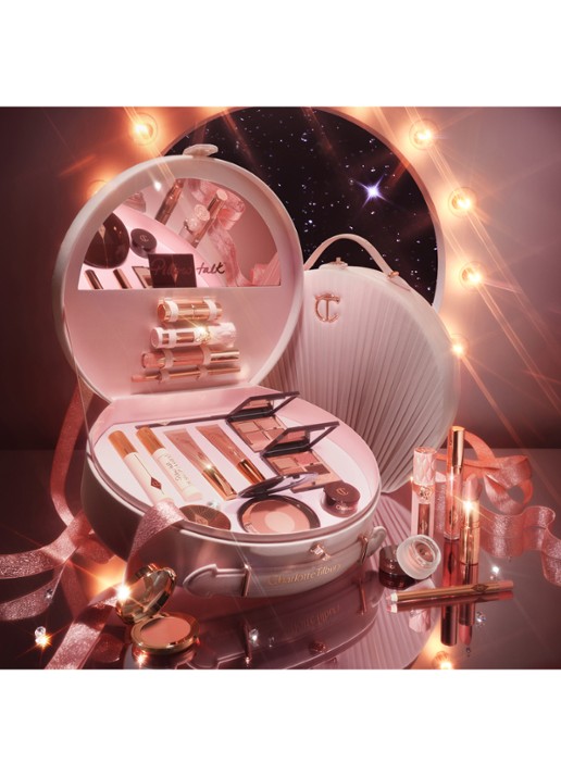 Charlotte Tilbury Pillow Talk Dreams Come True - Limited Edition make-up set t.w.v. €551 - detail 5 undefined