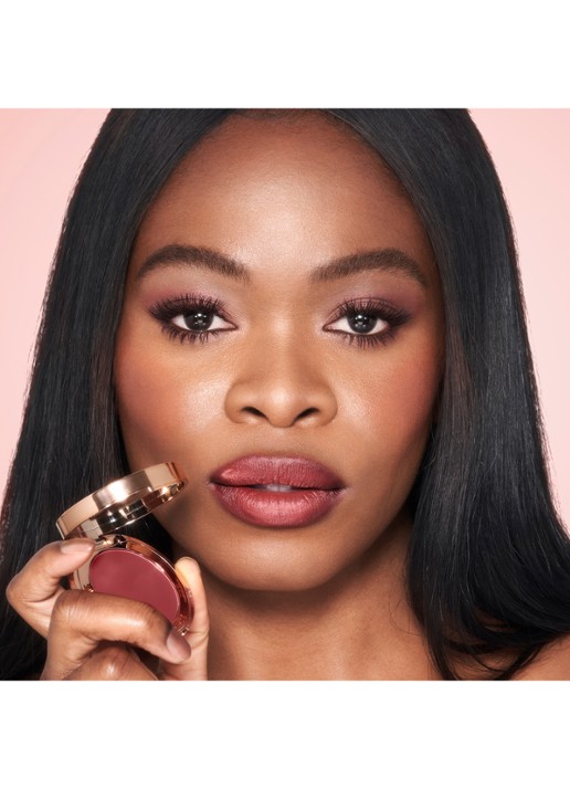 Charlotte Tilbury Pillow Talk Lip And Cheek Glow - lipstick en blush - detail 4 colour of passions