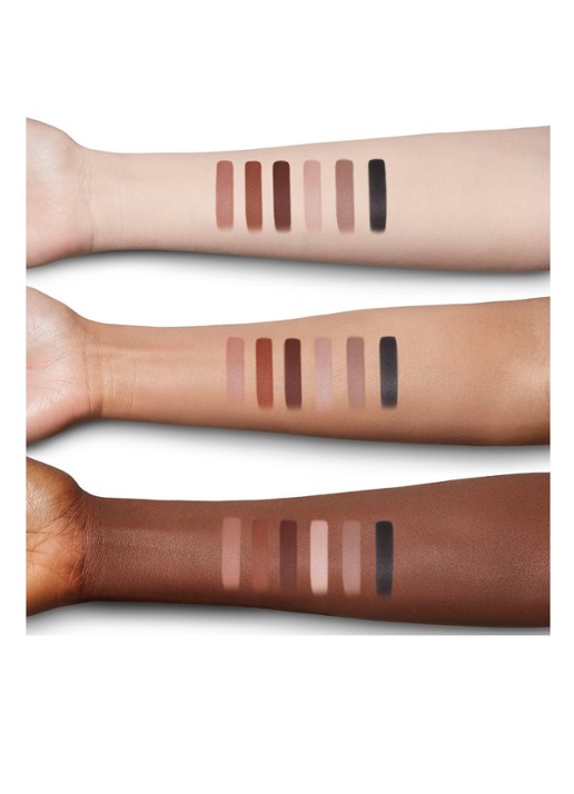 Charlotte Tilbury Super Nudes Easy Eye Palette - detail 5 nude