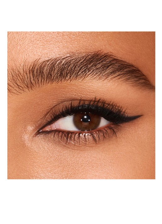 Charlotte Tilbury The Classic Pencil Eyeliner - oogpotlood - detail 2 classic black