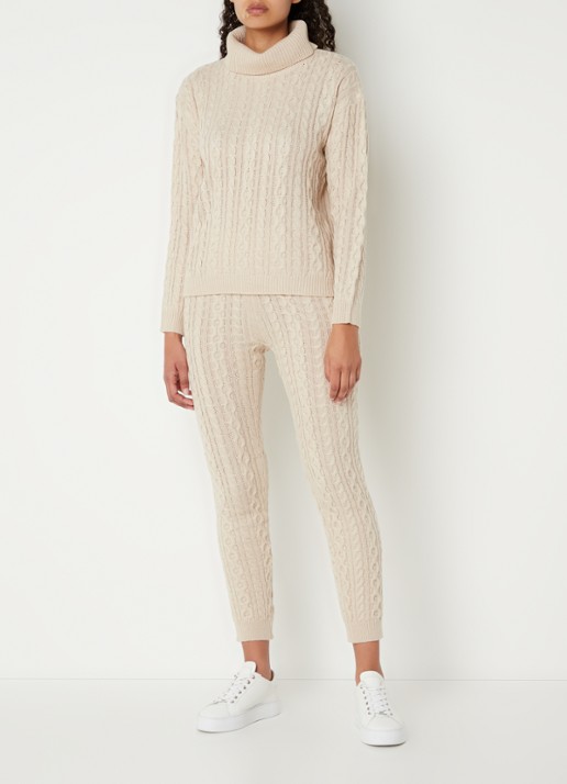 Chi Chi London Kabelgebreide loungeset - detail creme