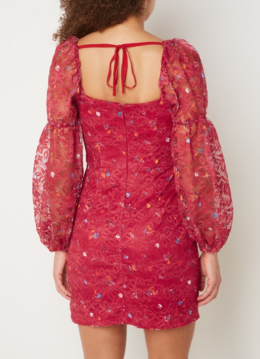 Chi Chi London Mini jurk van kant met ballonmouw en rugdecolleté - achterkant rood
