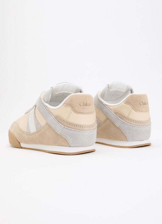 Chloé Kick sneaker van kalfsleer met details van suède - achterkant beige