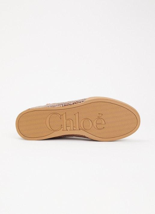 Chloé Kick sneaker van leer met slangenprint - detail 3 bruin