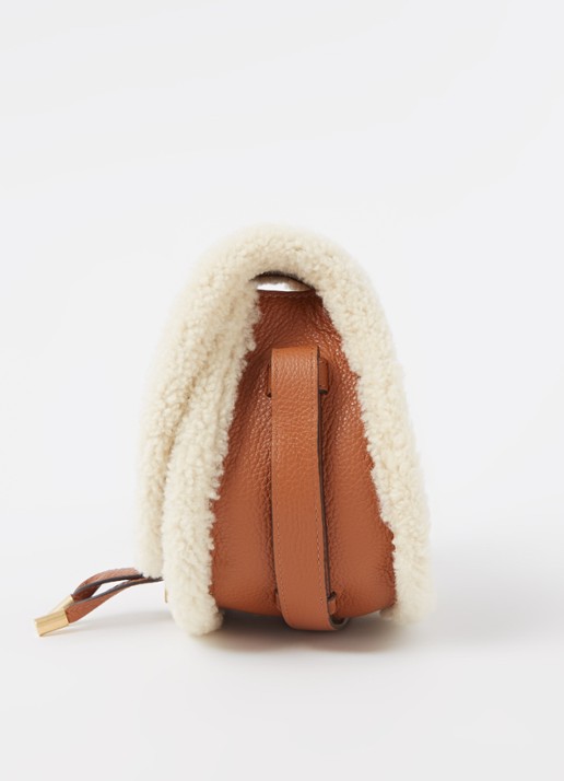 Chloé Marcie Mini crossbodytas van kalfsleer met schapenvacht - detail 5 cognac