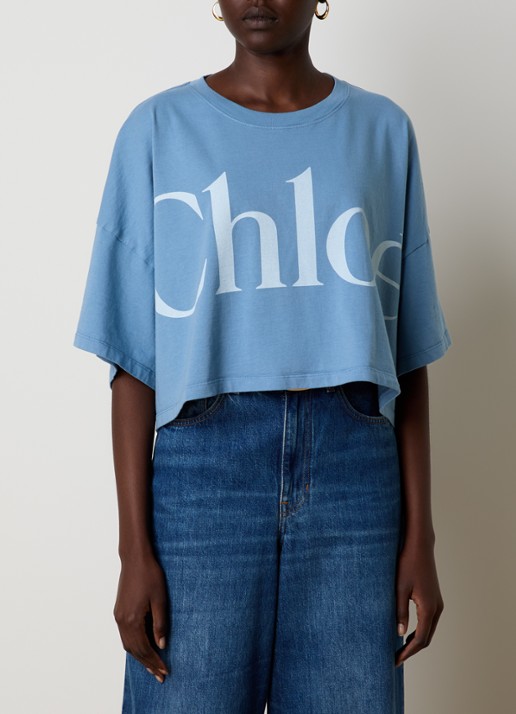 Chloé Oversized cropped T-shirt met logoprint - detail 2 staalblauw