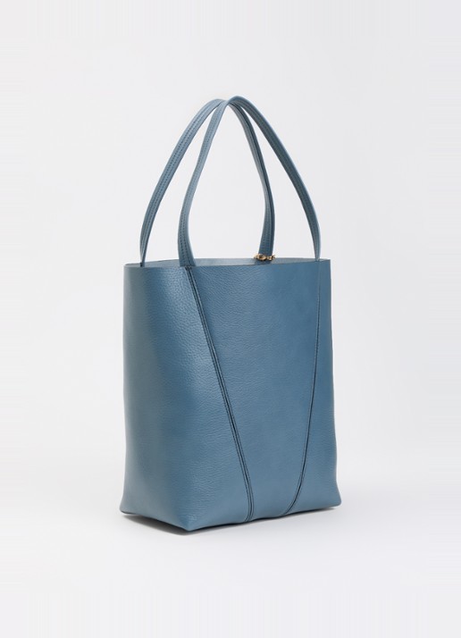 Chloé Spin Medium shopper van leer met tasbedel - achterkant staalblauw