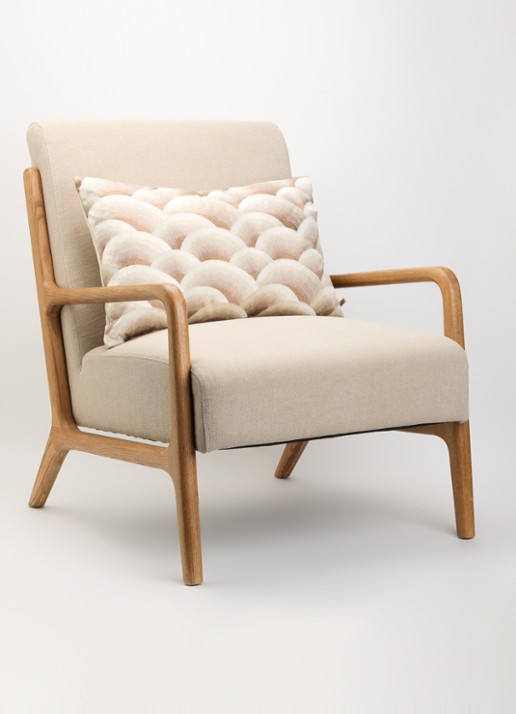 Claudi Arco sierkussen 40 x 60 cm  - voorkant 4 goud