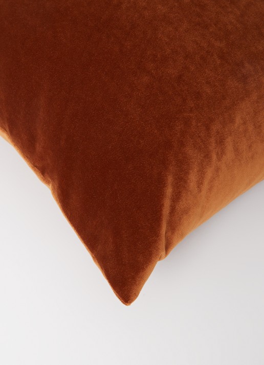 Claudi City Velvet sierkussen 50 x 50 cm - detail 4 roestbruin