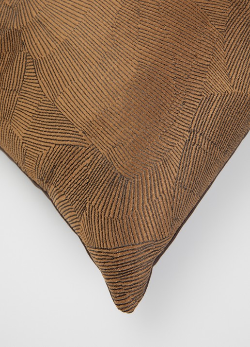 Claudi Cleon sierkussen 40 x 60 cm - detail 4 goud