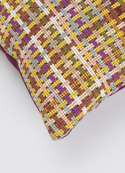 Claudi Leilah Exclusive sierkussen 30 x 45 cm  - detail 4 paars