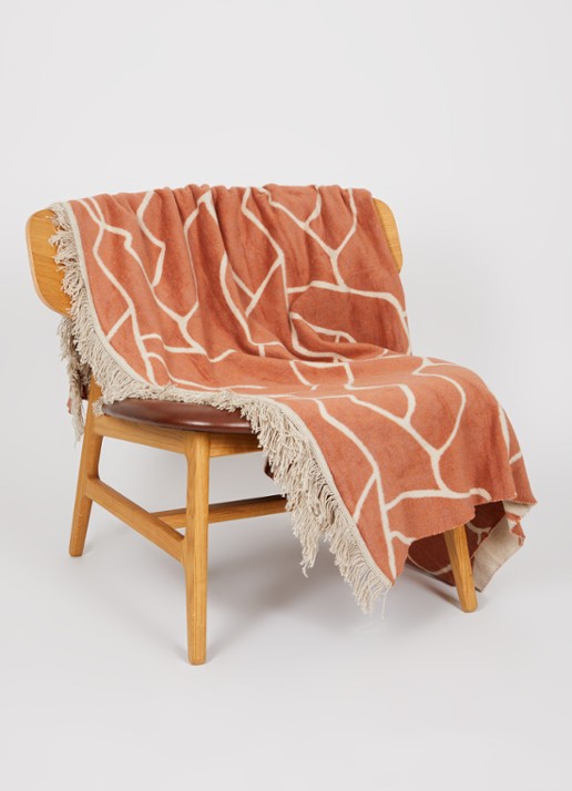 Claudi Lineast plaid 150 x 200 cm - voorkant 3 roestbruin