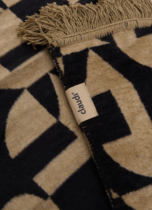 Claudi Lonata plaid 150 x 200 cm - detail bruin