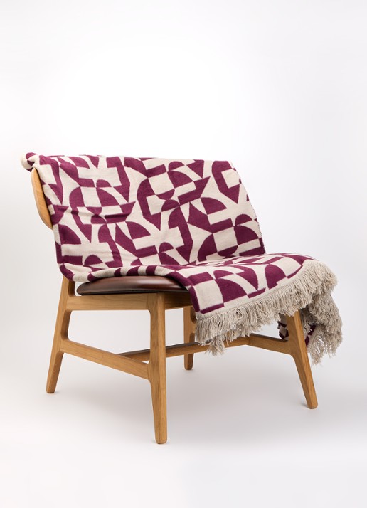 Claudi Lonata plaid 150 x 200 cm - voorkant 2 aubergine