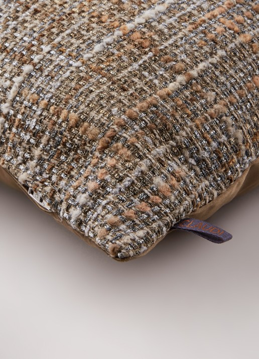 Claudi Tawnia sierkussen 45 x 45 cm - detail 3 taupe