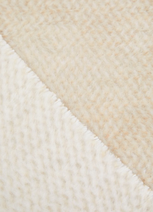 Claudi Unami Latte plaid 150 x 200 cm - detail 3 beige