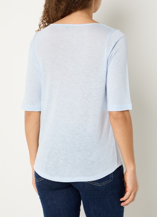 Claudia Sträter T-shirt in linnenblend met V-hals - achterkant lichtblauw