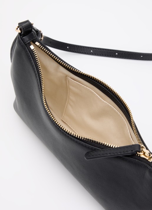 Claudie Pierlot Azur schoudertas van kalfsleer met verstelbare schouderriem - detail 2 zwart