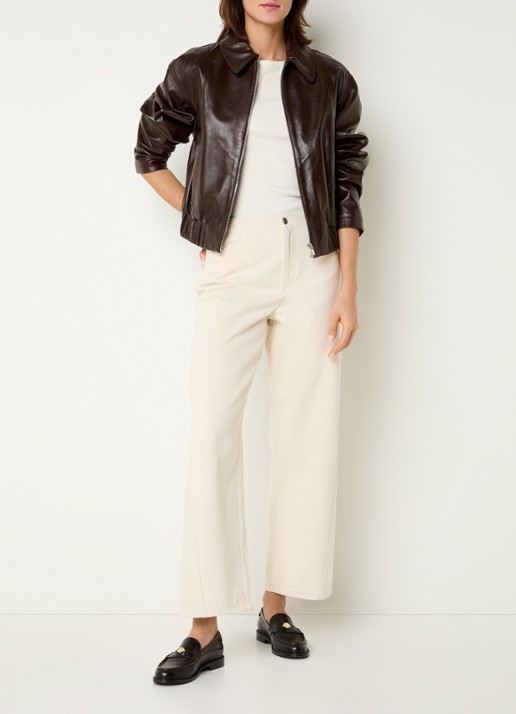 Claudie Pierlot Cropped jack van lamsleer met steekzakken - voorkant 4 donkerbruin