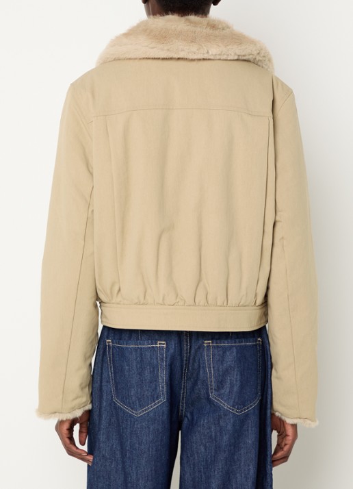 Claudie Pierlot Jack met imitatiebont en steekzakken - achterkant 4 beige