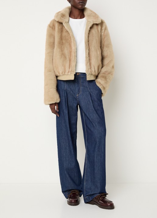 Claudie Pierlot Jack met imitatiebont en steekzakken - voorkant 2 beige
