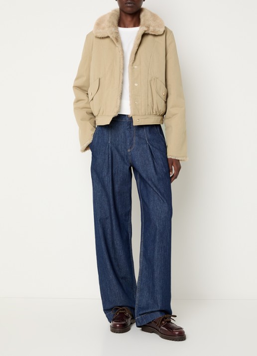 Claudie Pierlot Jack met imitatiebont en steekzakken - voorkant 3 beige