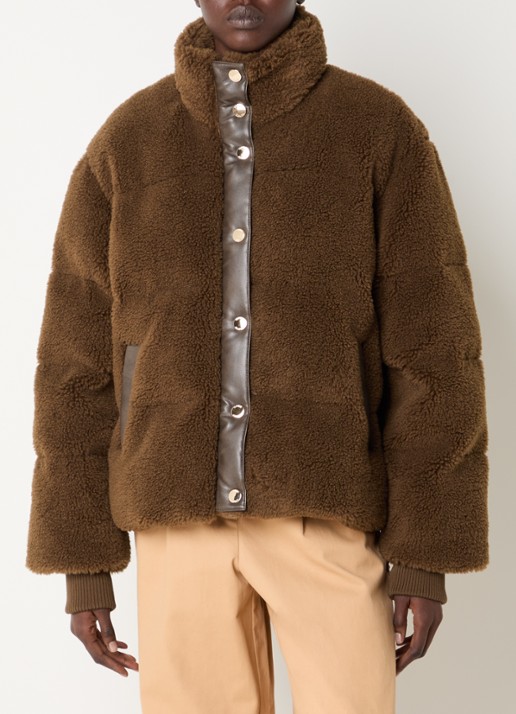 Claudie Pierlot Puffer jack van teddy met steekzakken