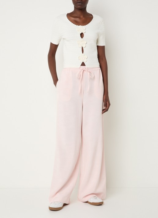 Claudie Pierlot Ribgebreide top met ronde hals en crochet - voorkant 3 gebroken wit