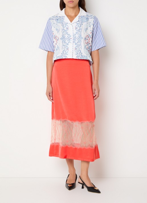 Claudie Pierlot Shema maxi rok van satijn met details van kant - voorkant 3 oranjerood