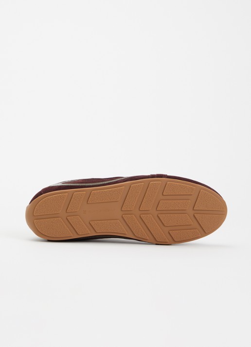 Claudie Pierlot Swing sneaker van suède - detail 7 bordeauxrood