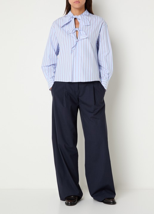 Claudie Pierlot Tuniek met streepprint en strikdetail - voorkant 4 lichtblauw