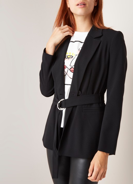 Claudie Pierlot Valayah blazer met steekzakken en ceintuur