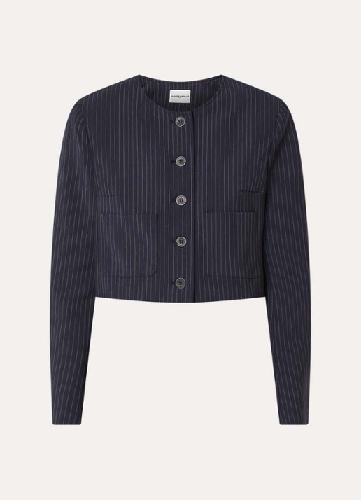 Claudie Pierlot Vanille cropped blazer met krijtstreep - voorkant 3 donkerblauw