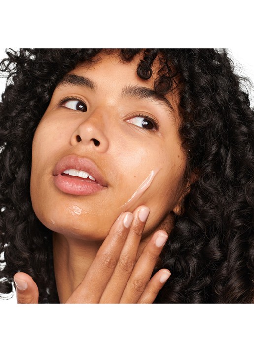 Clinique Light Reflecting Foundation - detail 6 beige